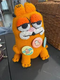 Vintage Crochet Garfield With Pins/ Buttons From The 70’s