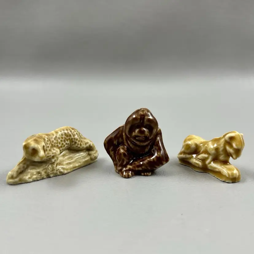 Lot Of 3 Wade Whimsies Figurines Red Rose Tea Leopard Orangutan Lioness Animals