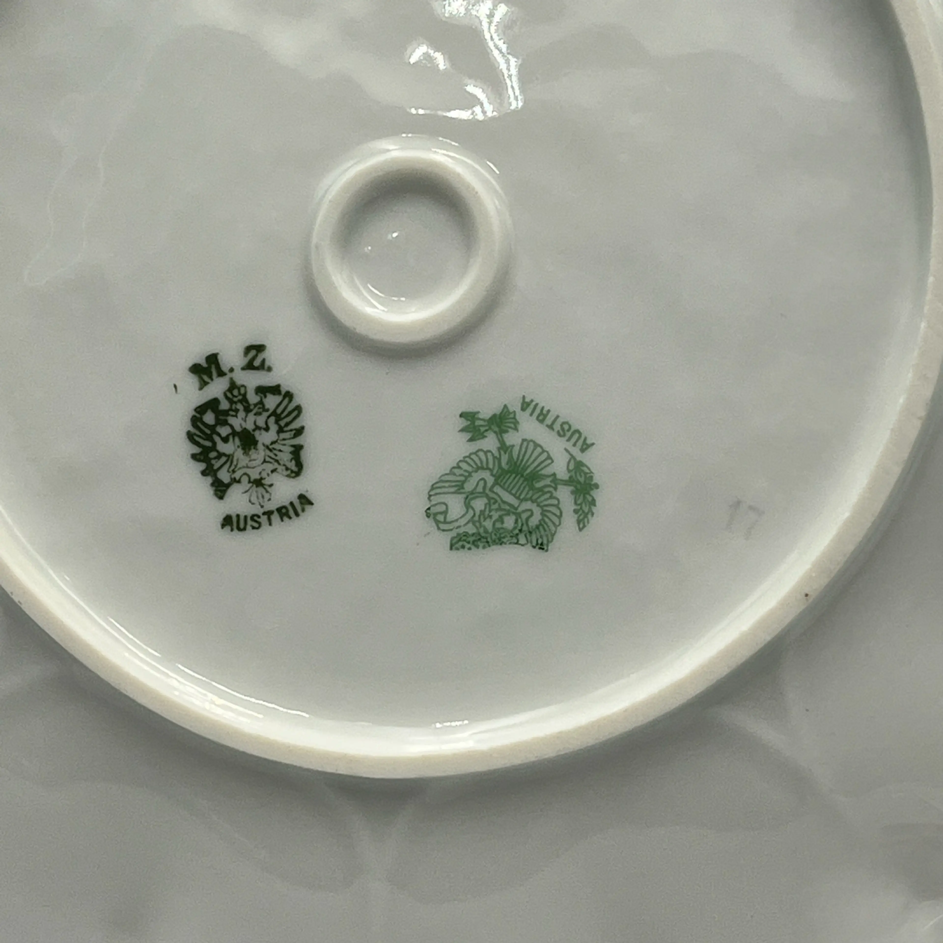 Image 3 of 4