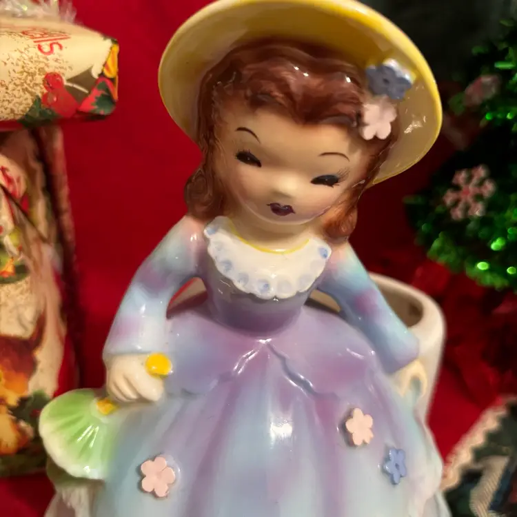 F-Vtg Japan Lefturis Garden Girl Planter