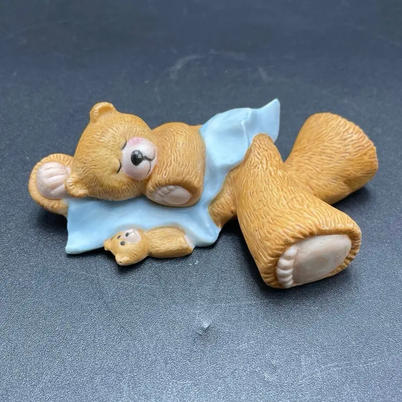 Bear Feet Family Howard Designs Ceramic Sleeping Bear with Blanket VTG Figurine