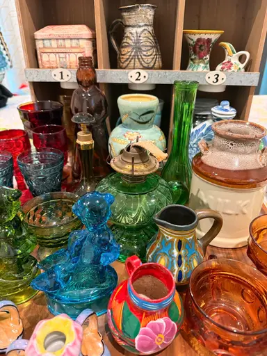At It Again! Glass And Pottery Clearance Show 