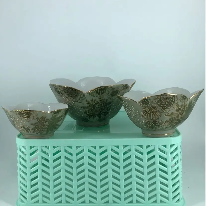 Vintage Set of 3 Imperial Ware Lotus Flower Floral Porcelain Rice Bowls