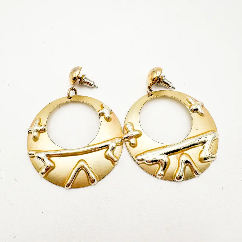 Vintage Gold Tone Circle Dangle Earrings Textured Design Pierced 2" L x 1.25" W B25