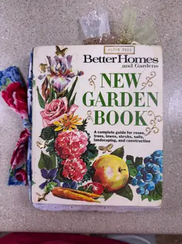 Better Homes & Gardens - Vintage Binder Junk Journal