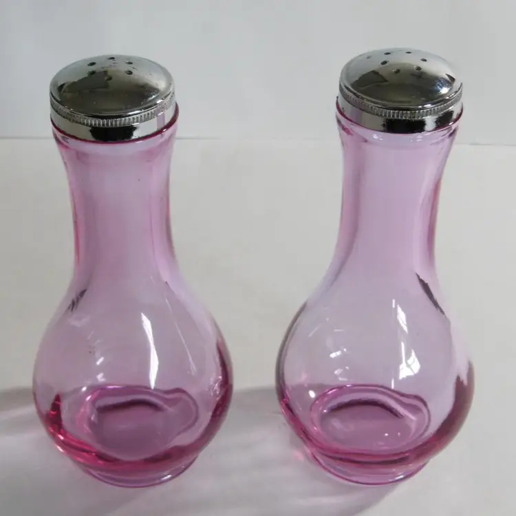 Vintage VERY, VERY RARE, VIKING GLASS Thistle Large Salt & Pepper Shaker Set