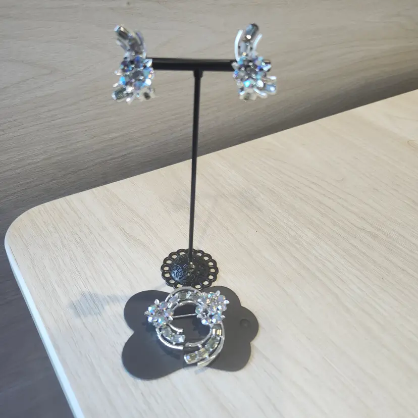 Lisner Iridescent Floral Clip-On Earrings and Brooch Set.