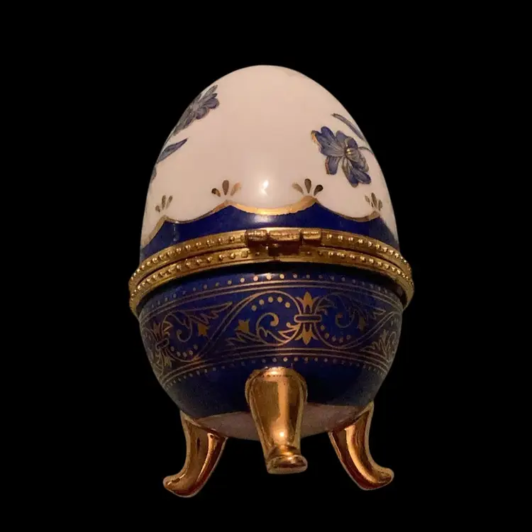 Faberge’ Style Vintage Hand Painted Porcelain Trinket Box Blue & White Floral With Gold Trim