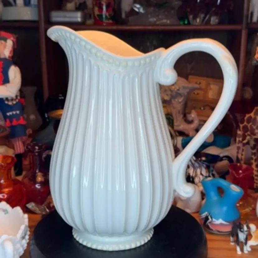 Lenox Butlers Pitchers