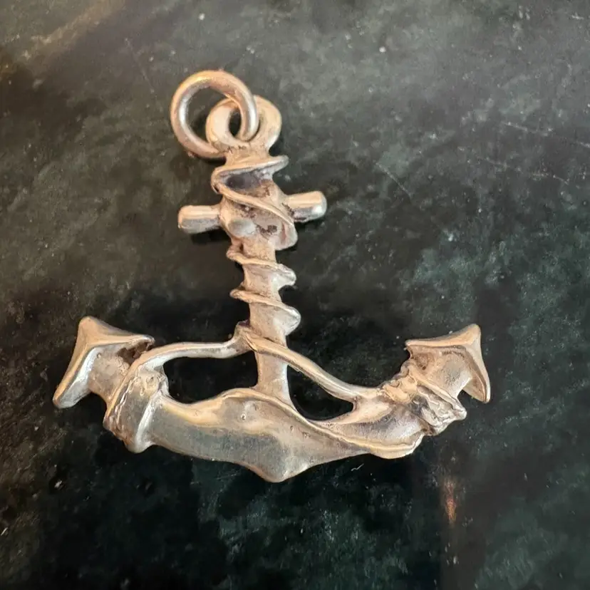 Silver Anchor Pendant