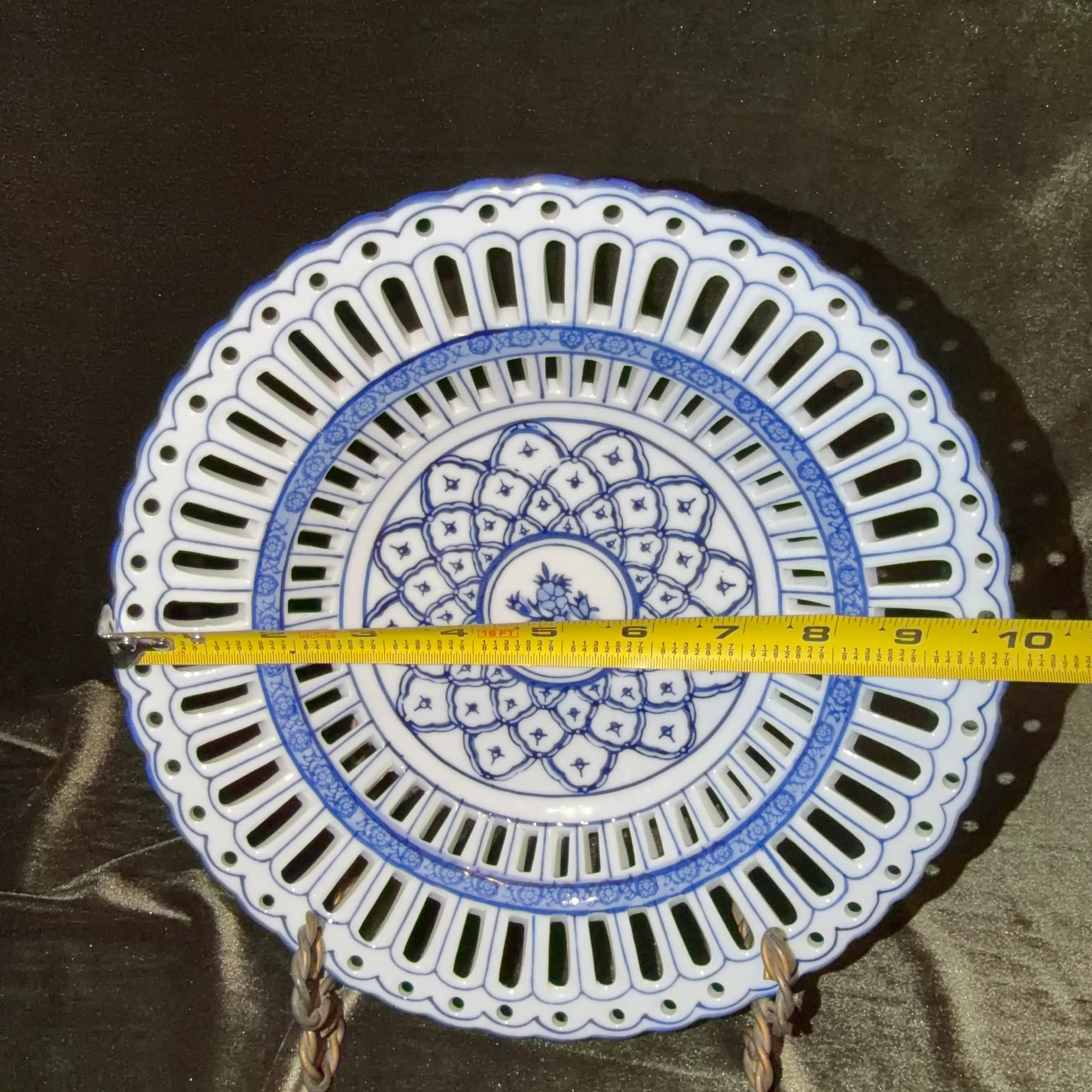 Image 3 of 4