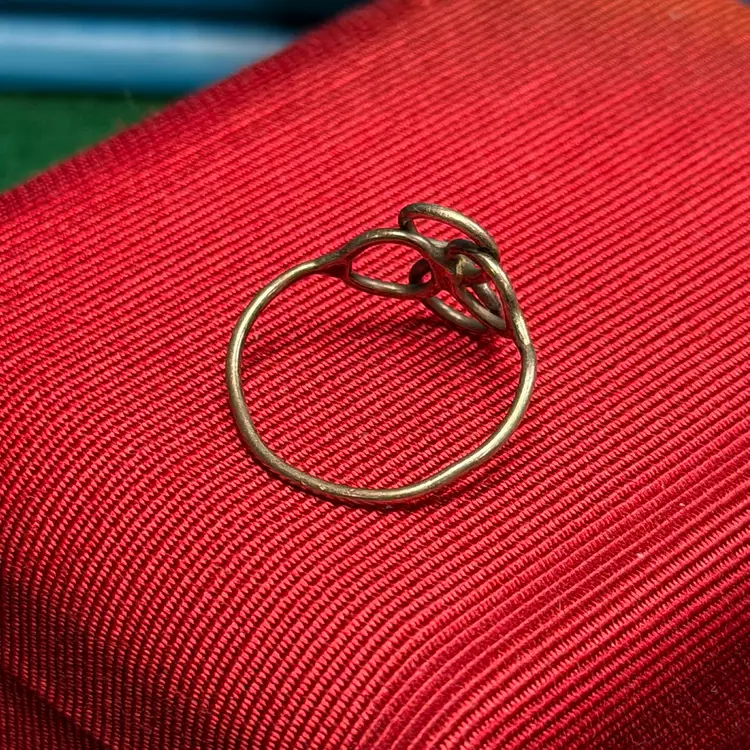 Sterling 925 Silver Ring Unmarked Overlapping Intertwined Circles 4 Hoops Size 6.5