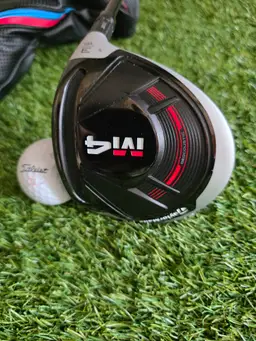 Taylormade M4 15* 3 Fairway Wood w/ HeadcoverRH