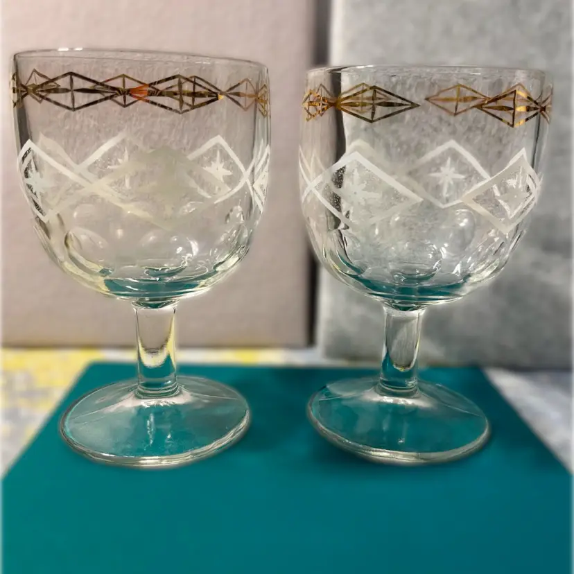 Vintage MCM Atomic Starburst CLEARANCE! Stemmed Goblets - Gold & White Geometric Diamond Design Wine Glasses - Mid-Century Modern Barware - Set of 2