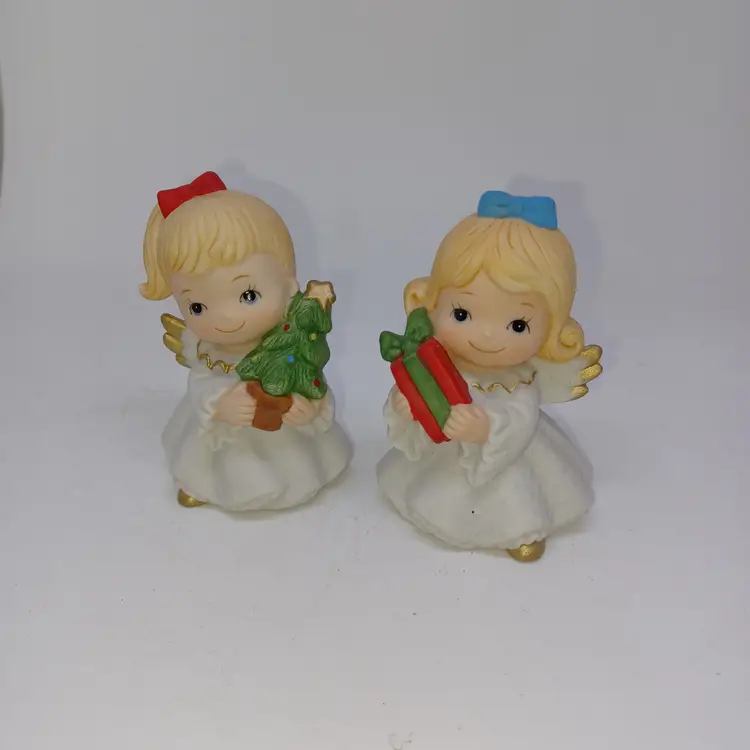 Vintage Christmas Blonde Hair Angel Figurines tree and present