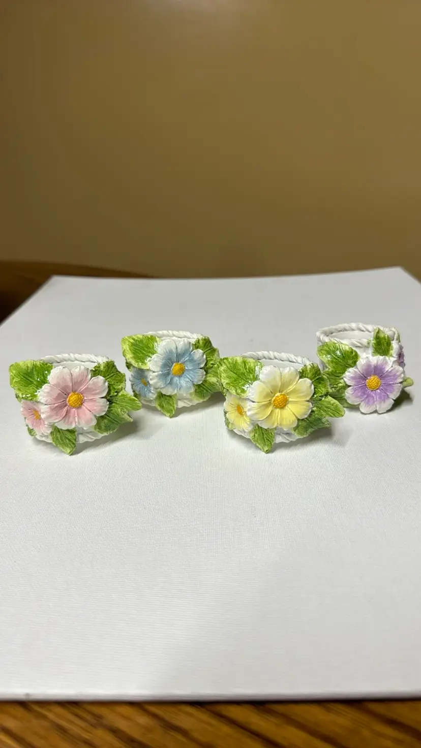 Floral Napkin Rings by Valerie set of 4