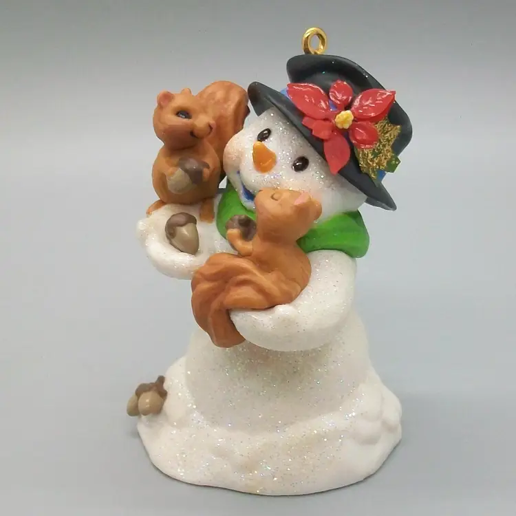 Hallmark Keepsake Ornament Collector Series 2003 Snow Buddies Squirrels #6 in Series with Box