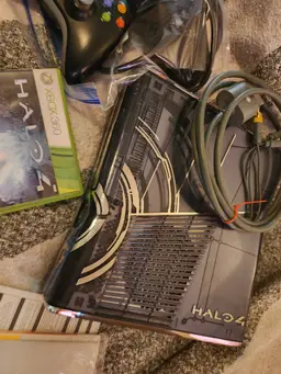 Halo 4 Limited Edition Xbox 360 Console