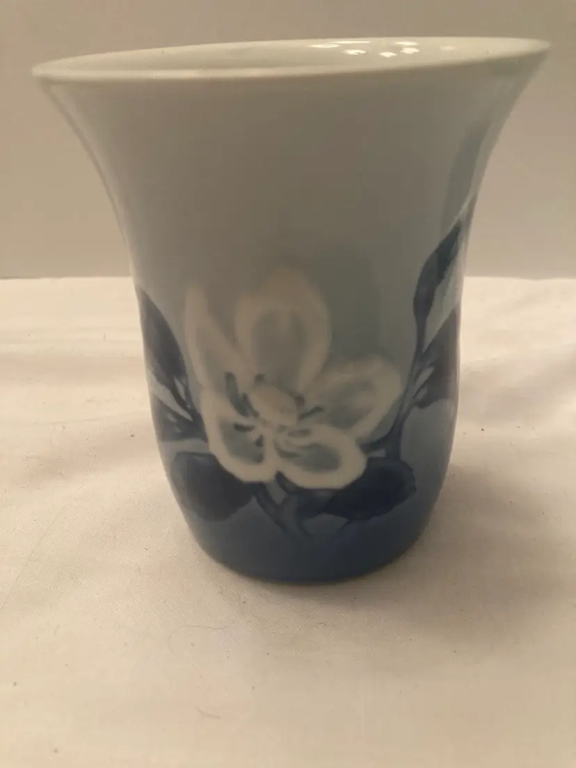 Bing & Grondahl Royal Copenhagen Vase