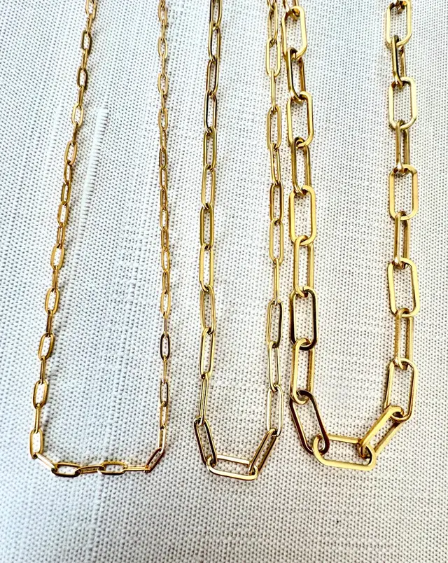 18K Gold PVD Coated Stainless Paper-Clip Chain Necklace 2.5 mm 14”+2”,16”+2”,18”+2”
20”+2” Extender, Or 24”+2” Extender  #103