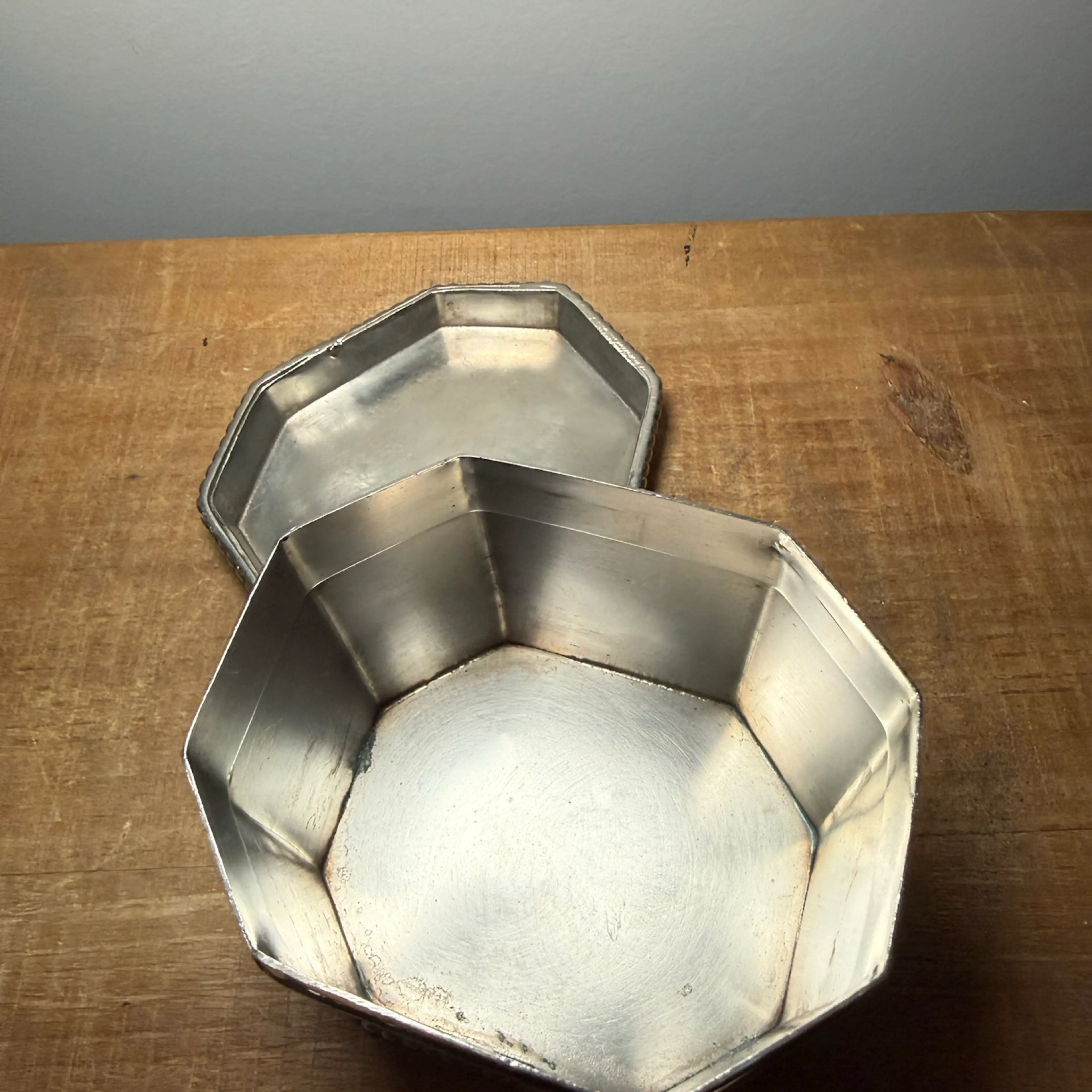 Image 3 of 3