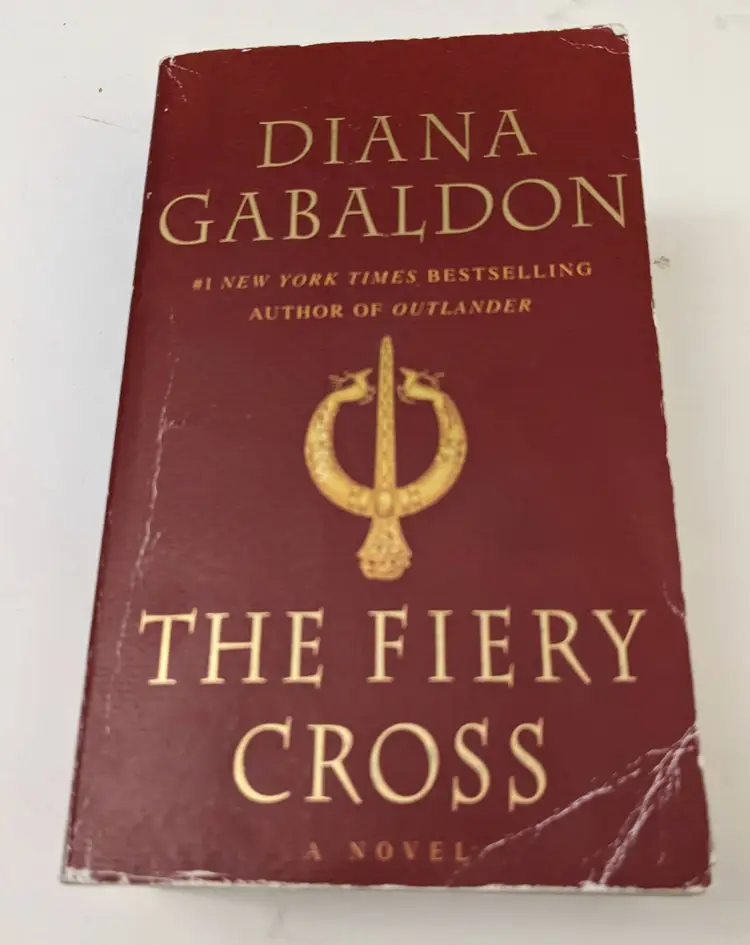 The Fiery Cross - Diana Gabaldon (Paperback)