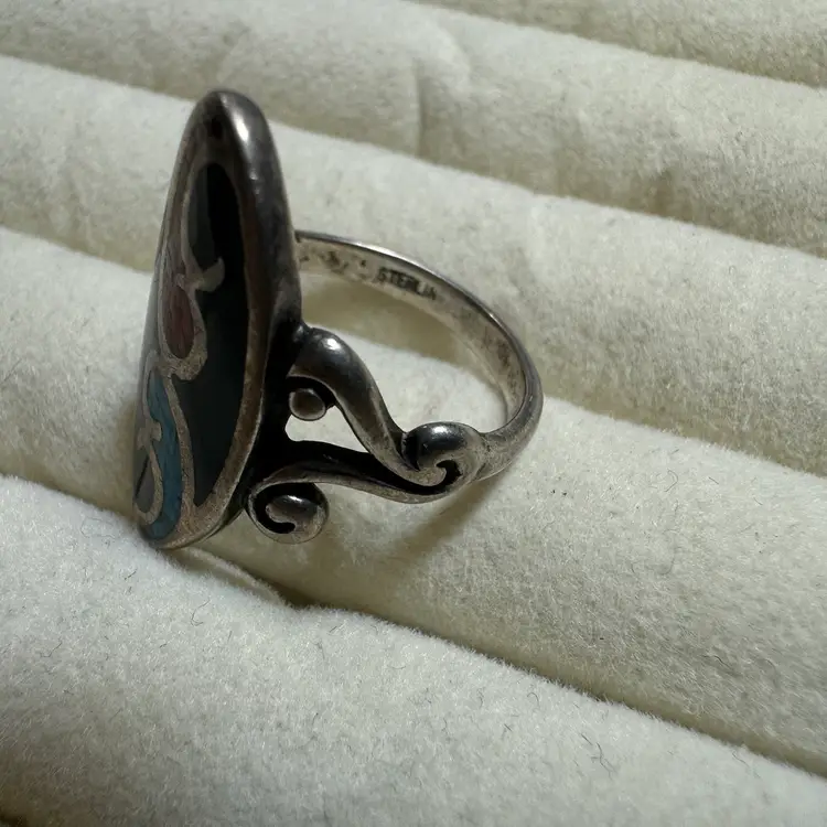 Sterling Crushed Turquoise/Coral And Onyx Ring Sz 7