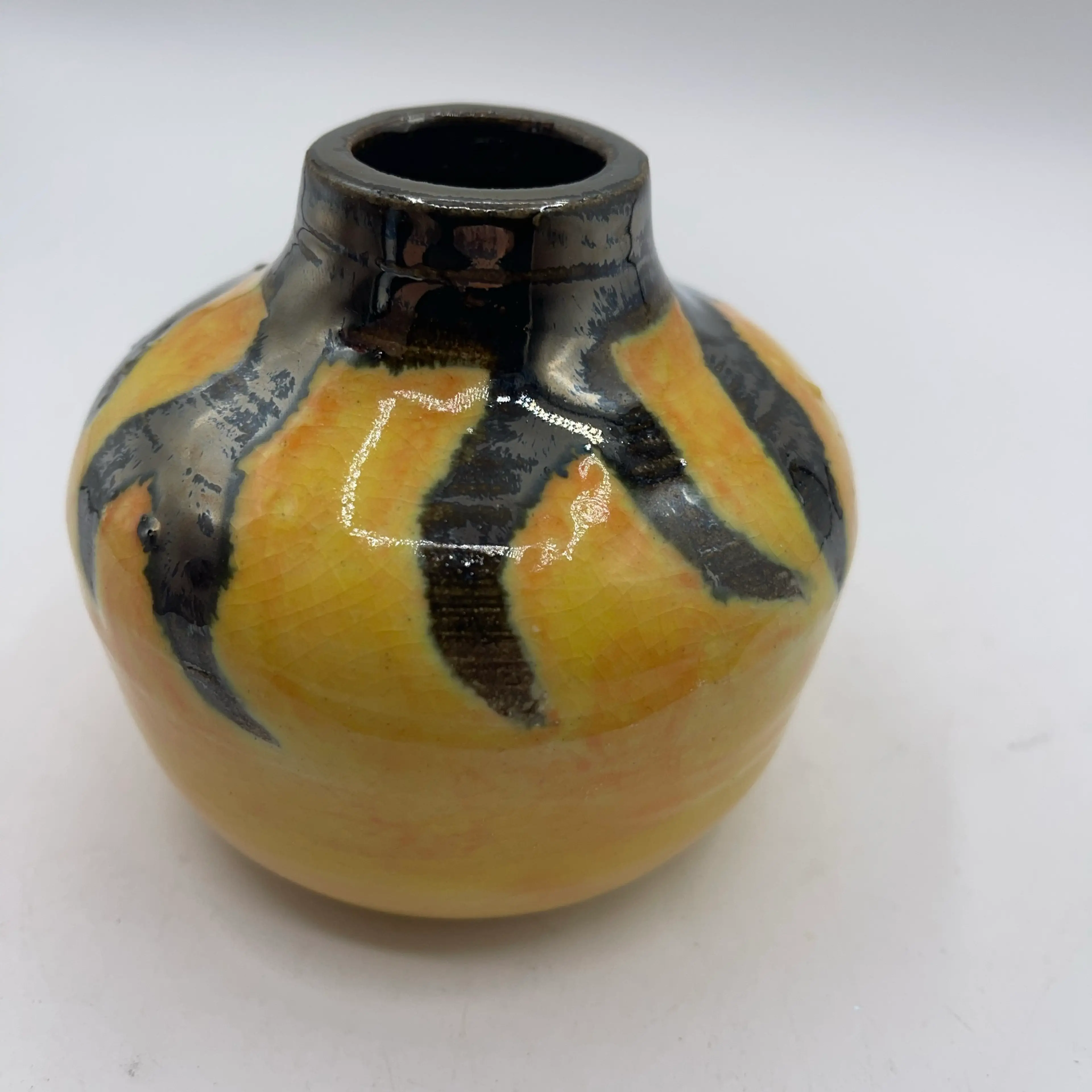 Image 3 of 6