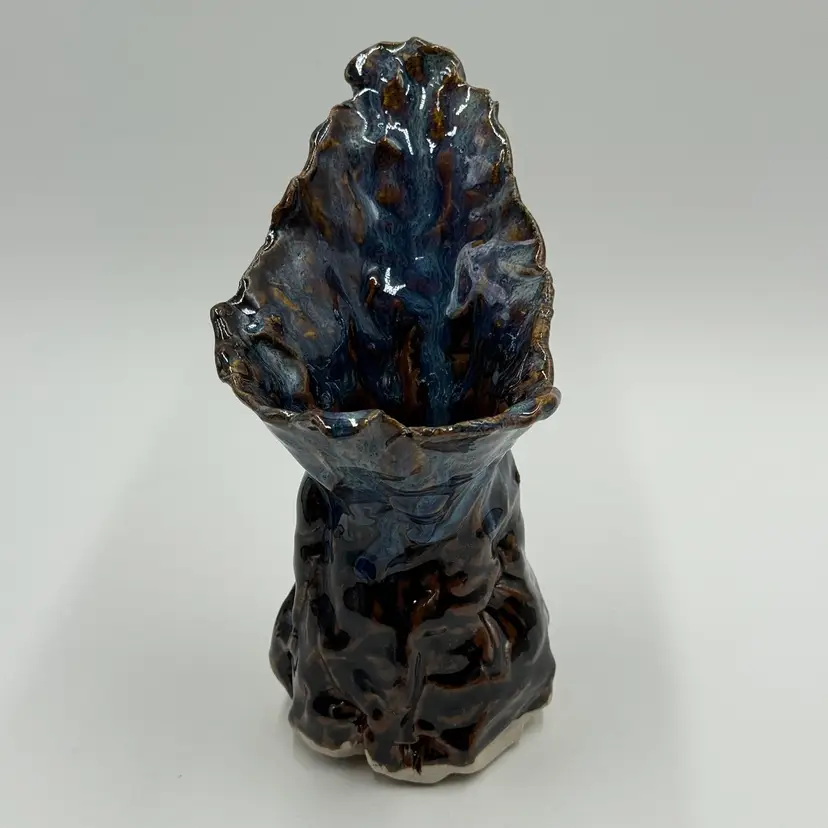 Art Pottery Crude Textured Jack In The Pulpit Style Brown Blue Drip Glaze Vase