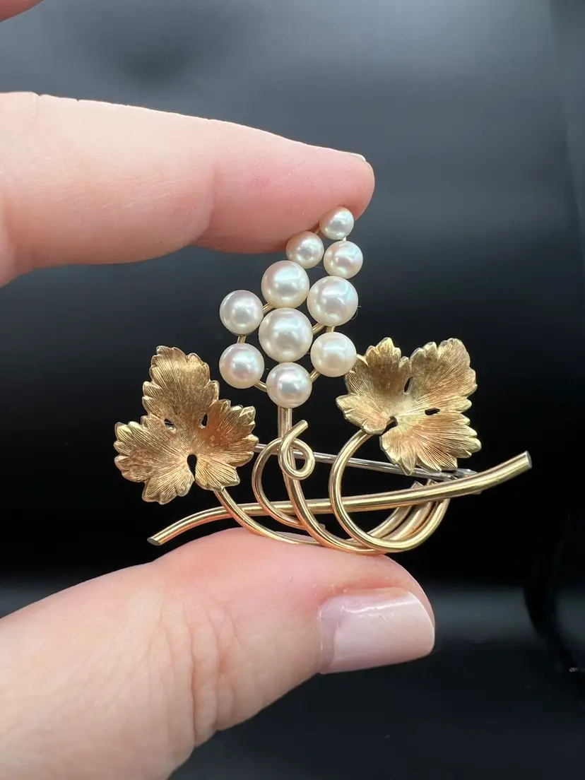 Golden Clustered Grapes Brooch With Faux Pearls