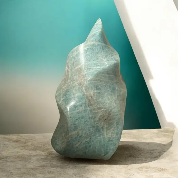 🌿 Amazonite Flame – 8 oz