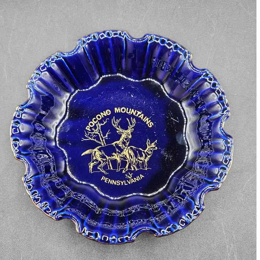 6" Pocono Mountains, Pennsylvania Cobalt Blue With Deer, Gold Trim Ruffled Edge Dish