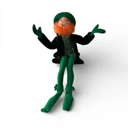 Vintage 2005 Annalee Tall Felt And Plush Green Leprechaun Figurine