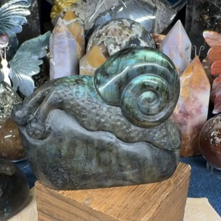 Labradorite Snail 140B