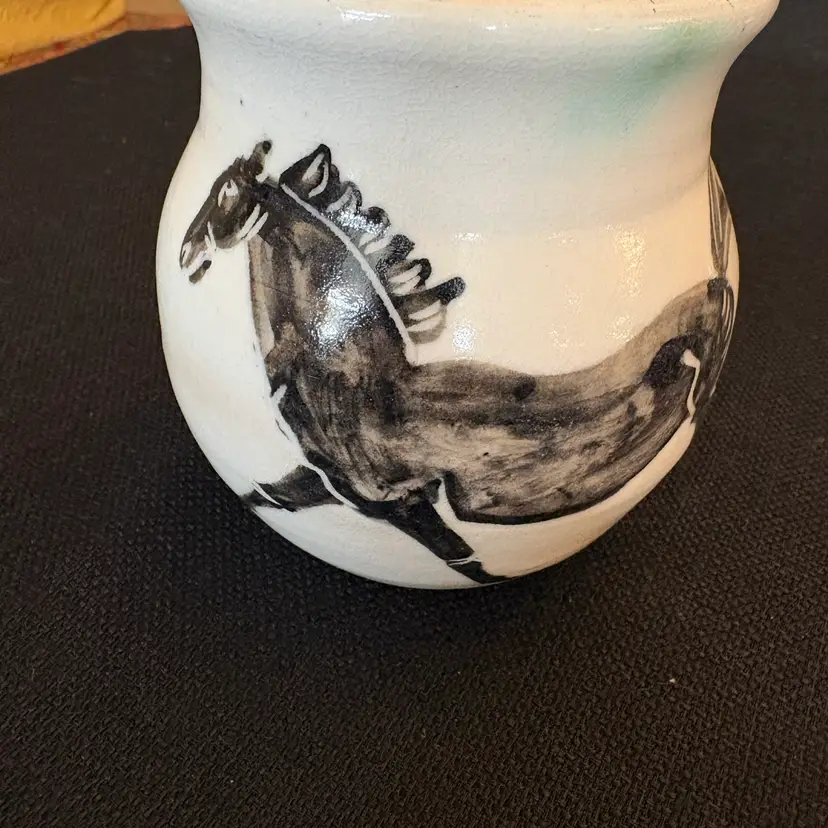BEAUTIFUL VINTAGE HAND CRAFTED POTTERY W/HORSE UNIQUE Signed By The Artist.