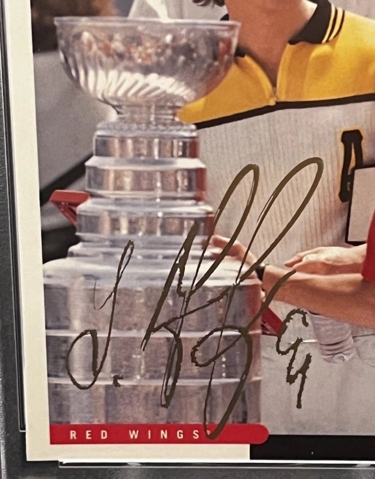 Sergei Fedorov PSA/DNA Certified Auto Gold Ink 1997-98 Score Detroit Red Wings