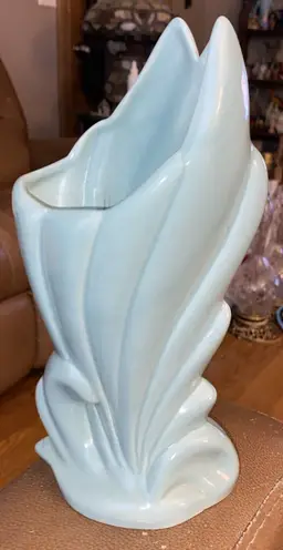 Vohann of California MCM Art Style  Ceramic Vase 9 3/4” High Vintage