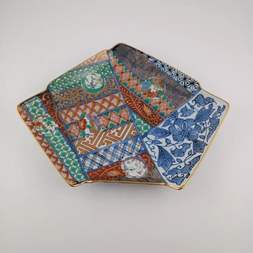 Japanese Vintage Arita Hasami yaki Porcelain Dish Kimono Sash Pattern