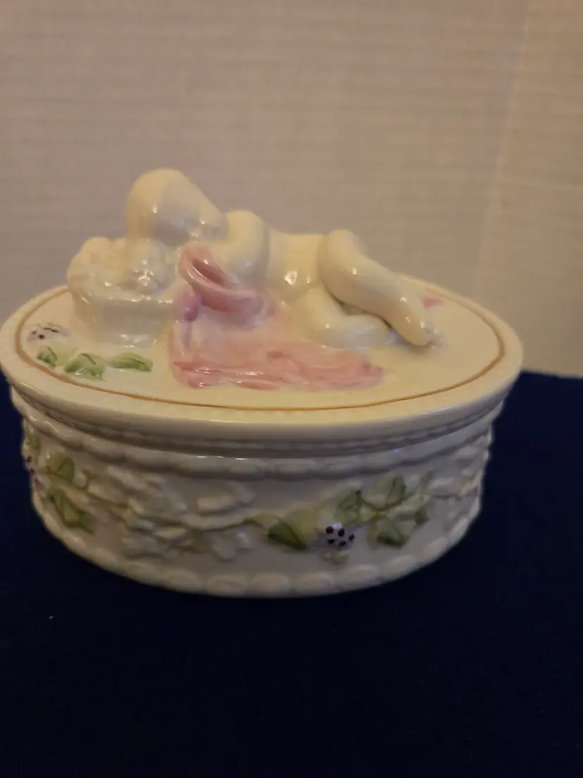 Belleek Pottery Millenium 2000 Sleeping Baby Trinket Box