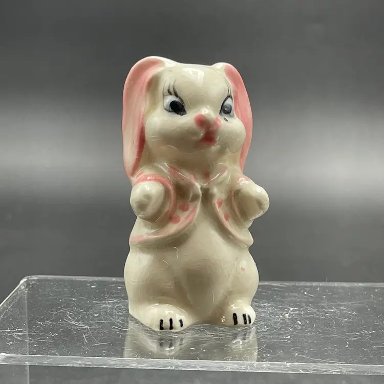 Bunny Rabbits Salt Pepper Shakers VTG Set of 2 Kitsch Kitschy Easter Spring