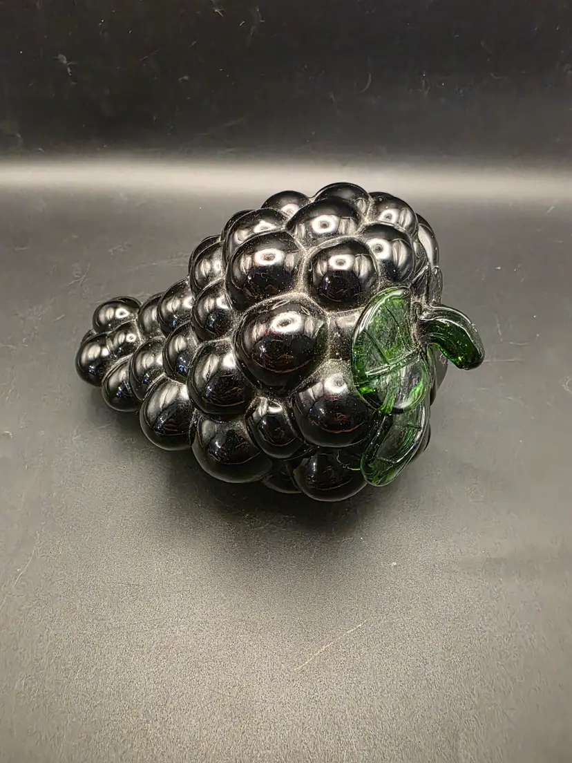 Glass grapes