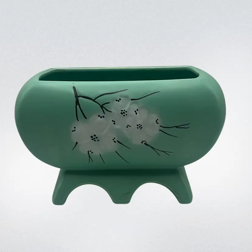 Vintage McCoy Planter, 6.25” Tall x 8.5” Wide
