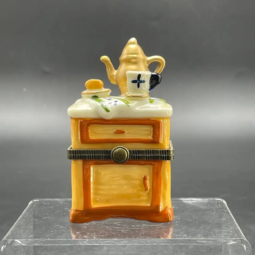 Silvestri Cabinet Tea Set Hinged Trinket Box Vintage Porcelain Teapot Cup