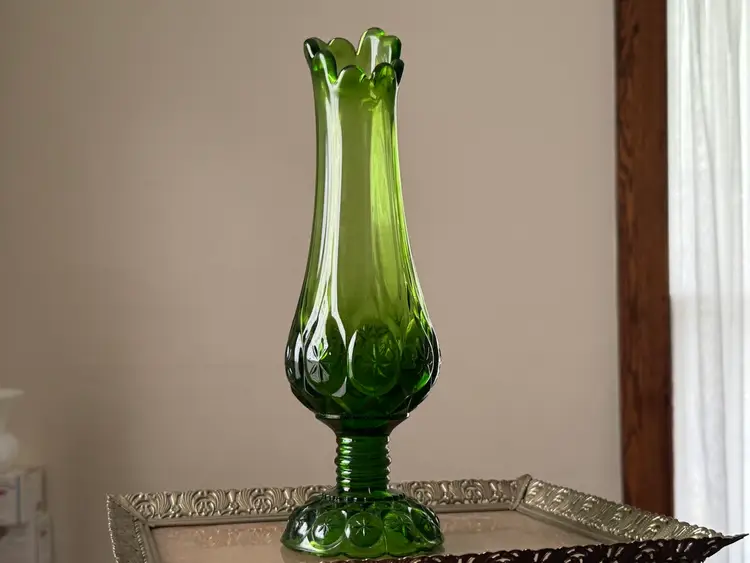 Vintage Kanawha Glass Green Swung Vase Moon And Star Pattern