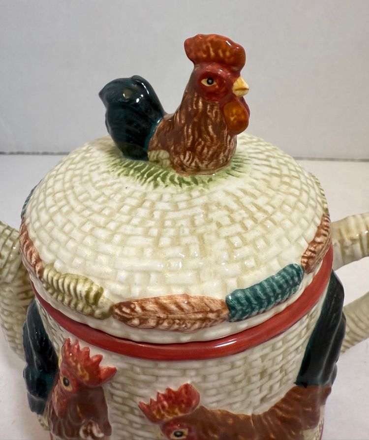 Arket MWW Market Roosters/Small
Teapot Creamer