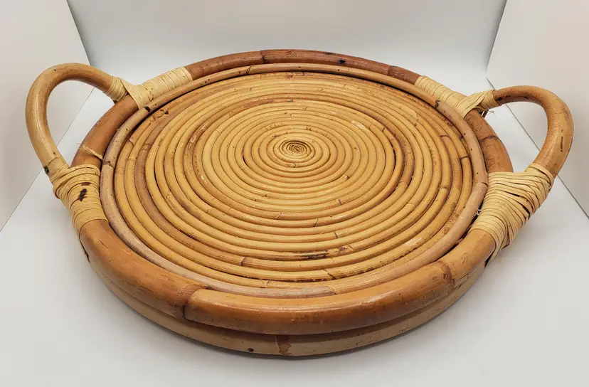 Vintage Pencil Reed Coiled Serving Tray Palm Beach 1980's Bamboo Coastal Decor. Great decorative tray!