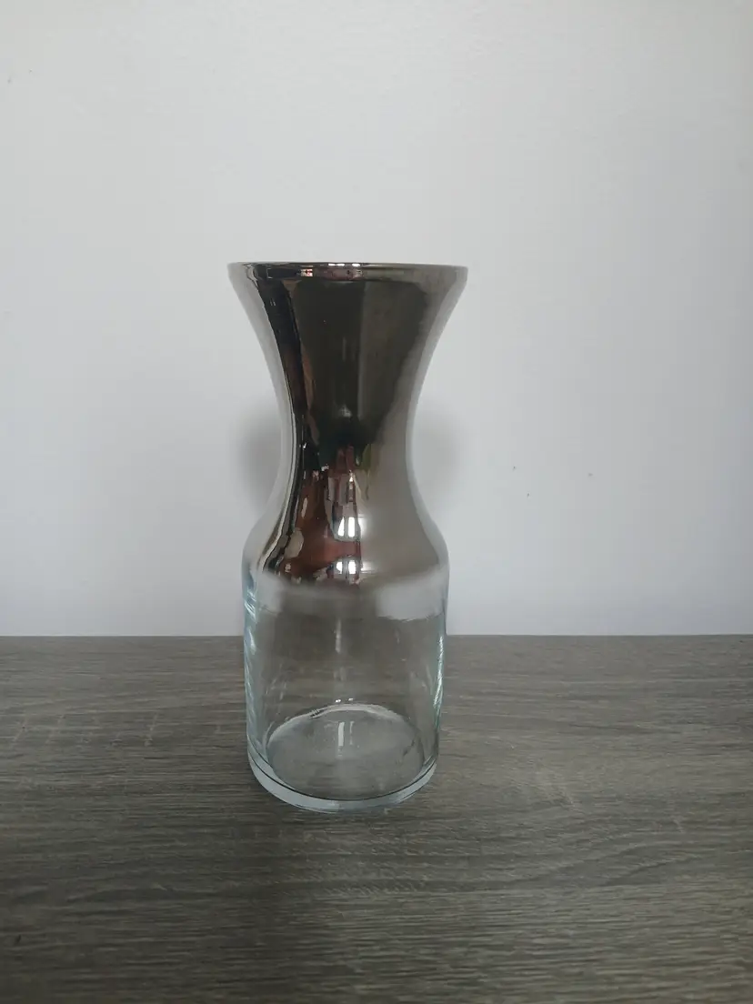 MCM Queens Lusterware Carafe Ombre Silver Fade