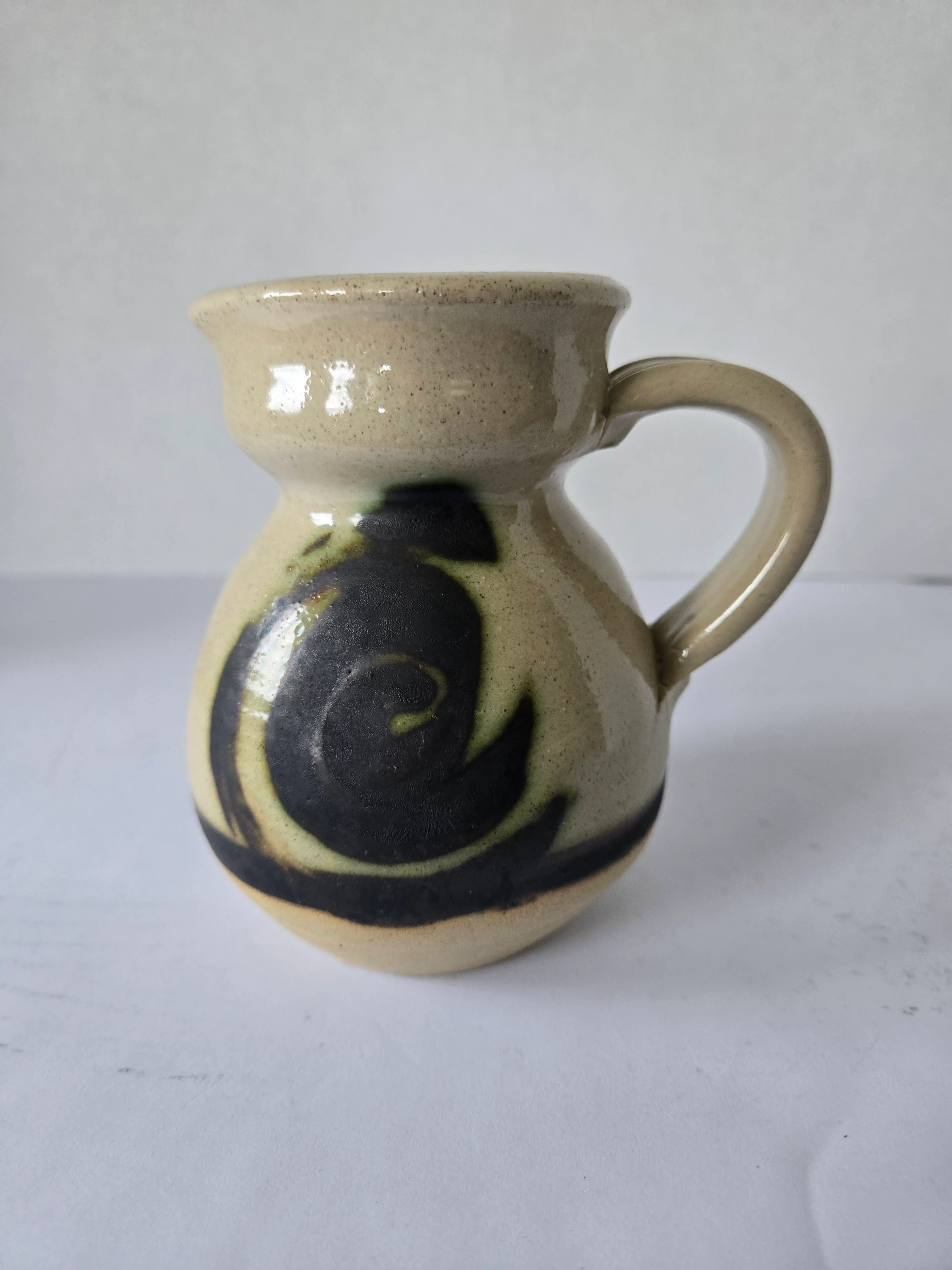 Image 3 of 7