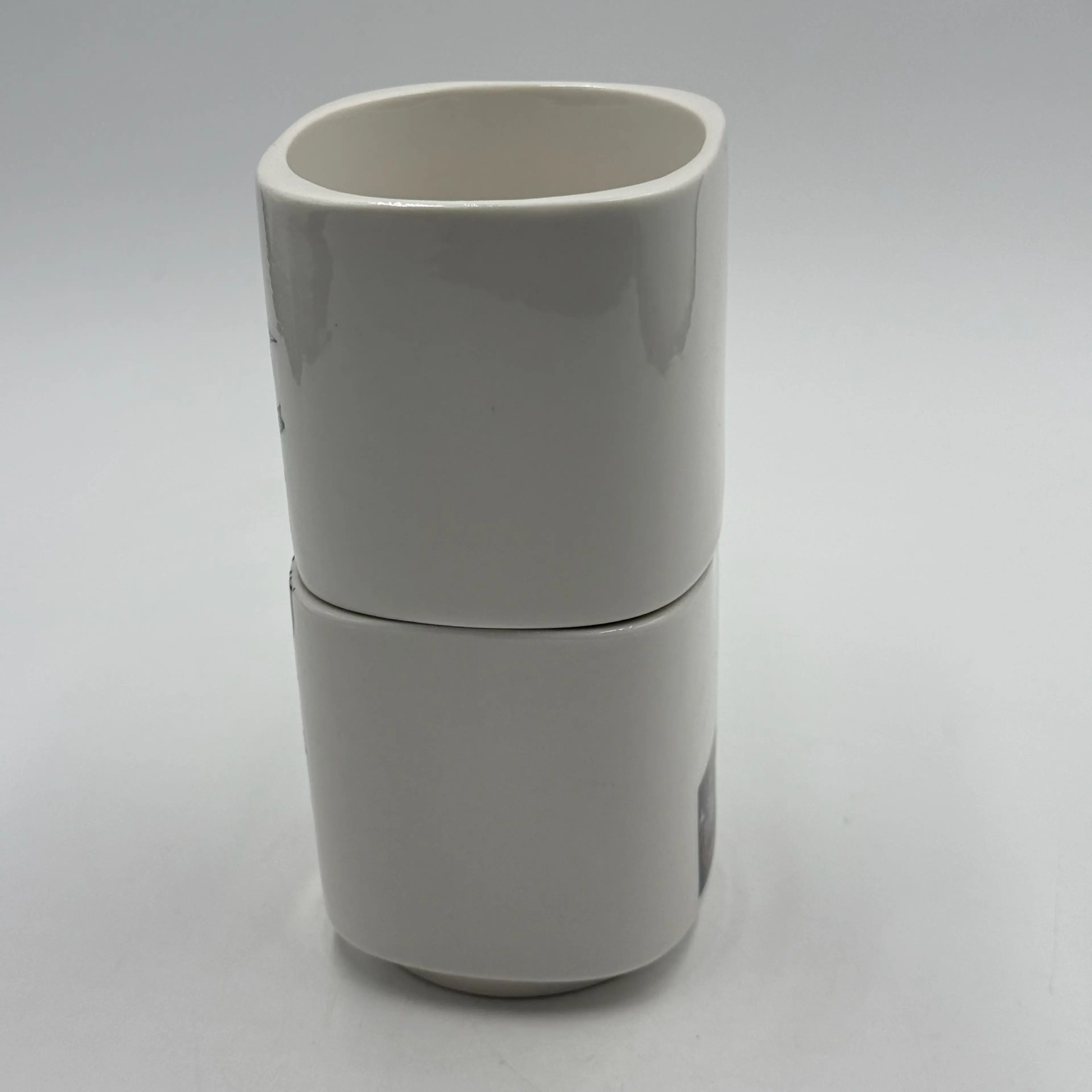 Image 2 of 11