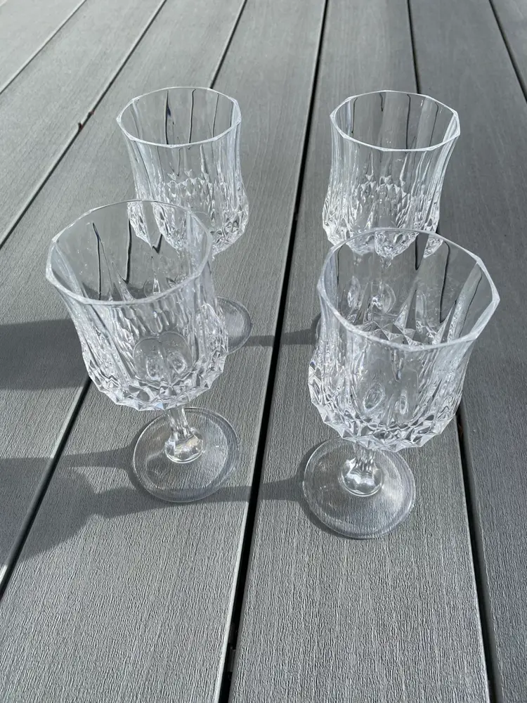SET OF 4 VINTAGE CRISTAL D’ARQUES LONGCHAMP WINE GLASSES
